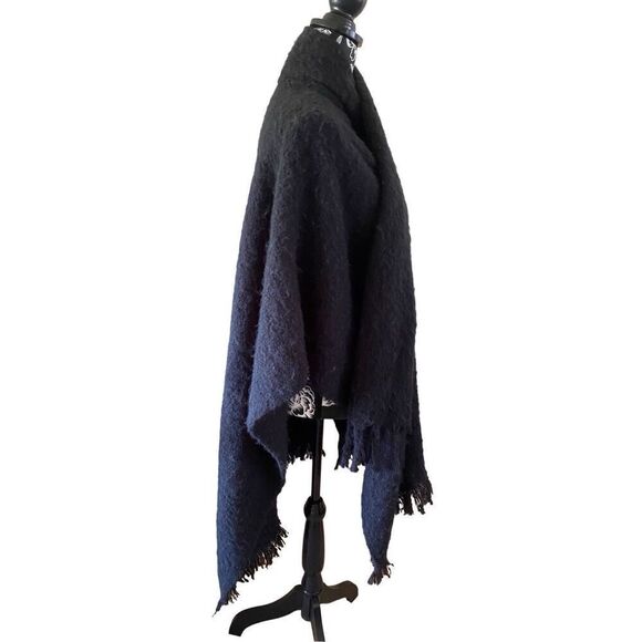 Nwt David And Young Sweater Wrap Built In Scarf Shawl Winter Poncho - Picture 4 of 13